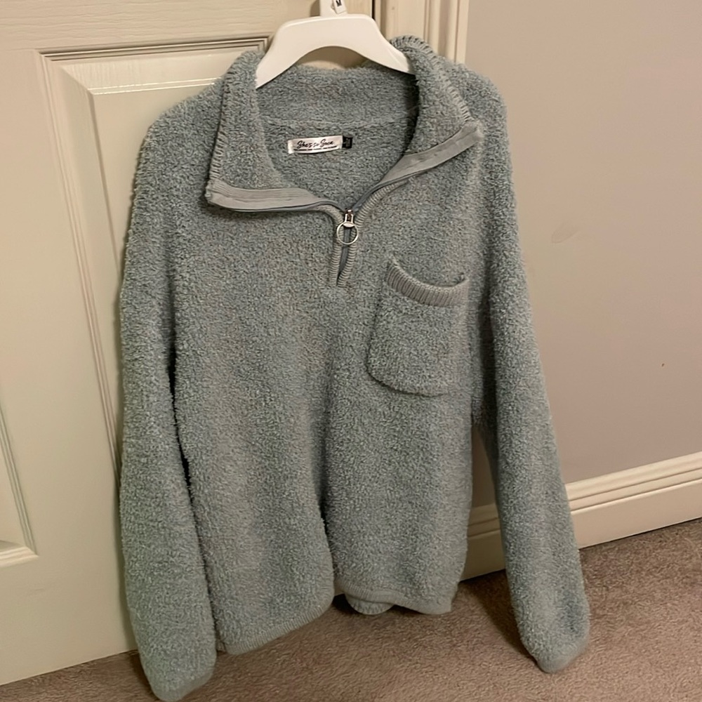 Long sleeve sweater/cover up, size large